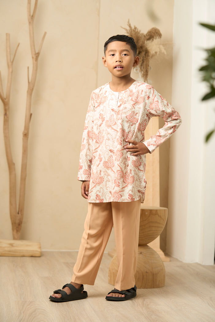 GETARAN Peach | Boys