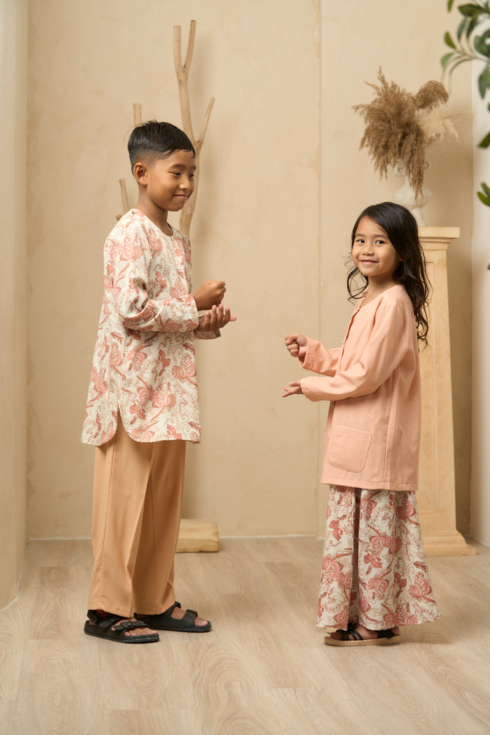 GETARAN Peach | Boys