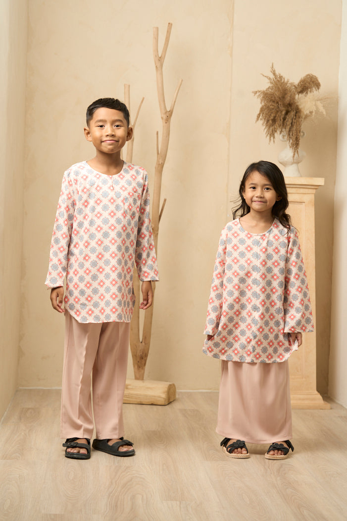 PUJAAN Pink | Boys