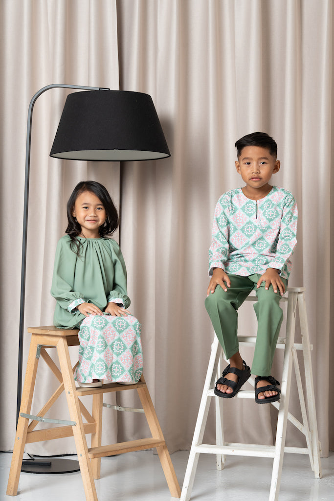 BATEEQ Green | Boys